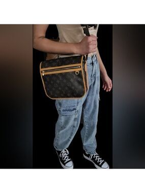 Authentic Louis Vuitton Monogram PM Messenger Bag